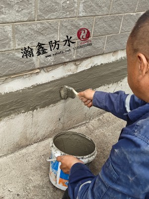 外墙渗水、室内返碱，光刷背水涂没用——要从源头找(图7)
